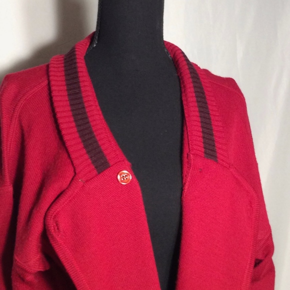 GISPA Sweater and Coat - Picture 2 of 6